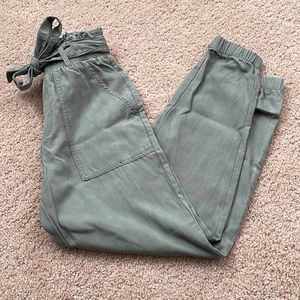 Abercrombie linen joggers